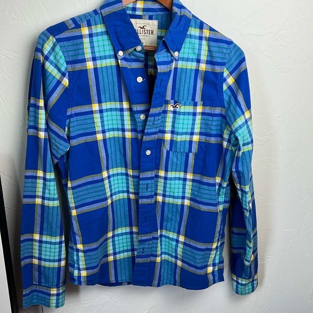 Hollister Plaid Button Up